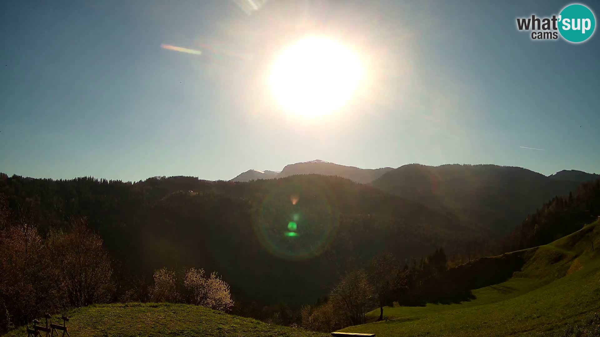 Webcam Brunarica Dražgoše – Vista live sul Ratitovec (1666 m)