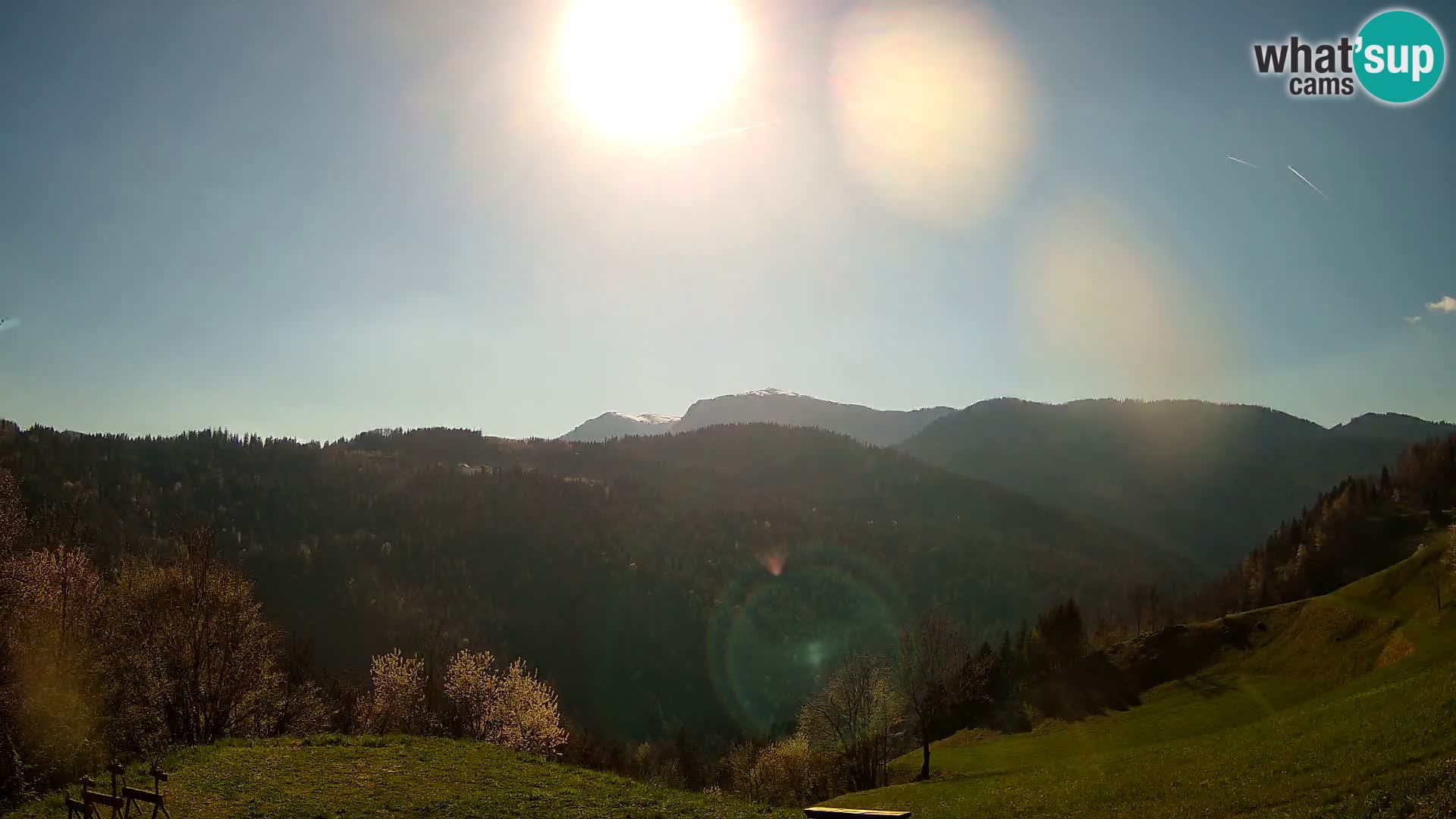 Webcam Brunarica Dražgoše – Vista live sul Ratitovec (1666 m)