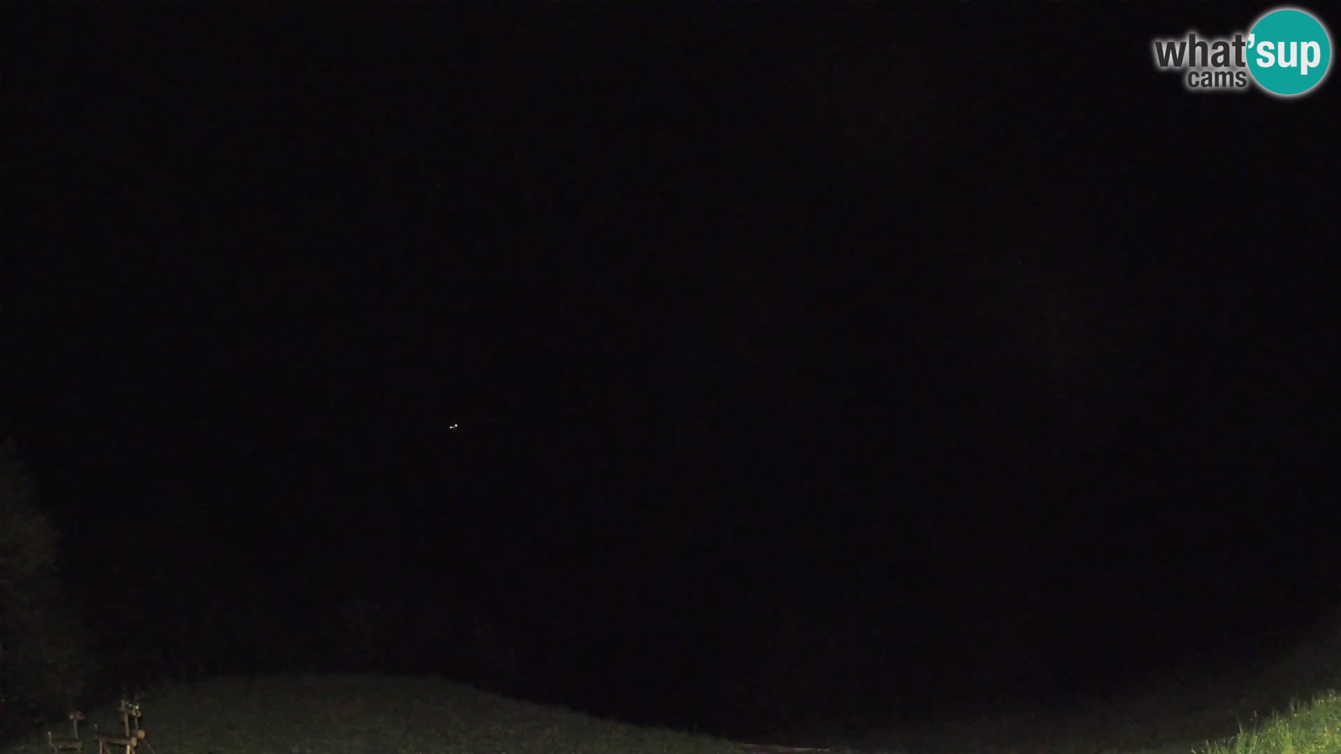 Webcam Brunarica Dražgoše – Liveblick auf Ratitovec (1666 m)