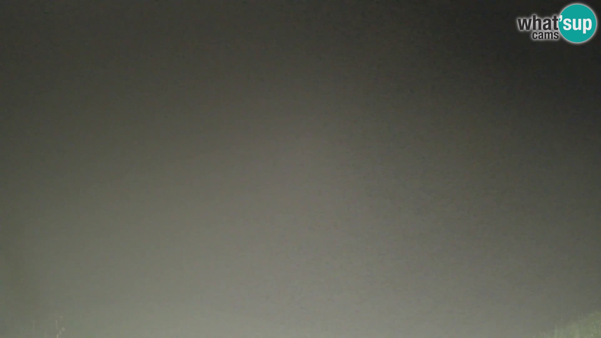 Webcam Brunarica Dražgoše – Live View of Ratitovec (1666 m)