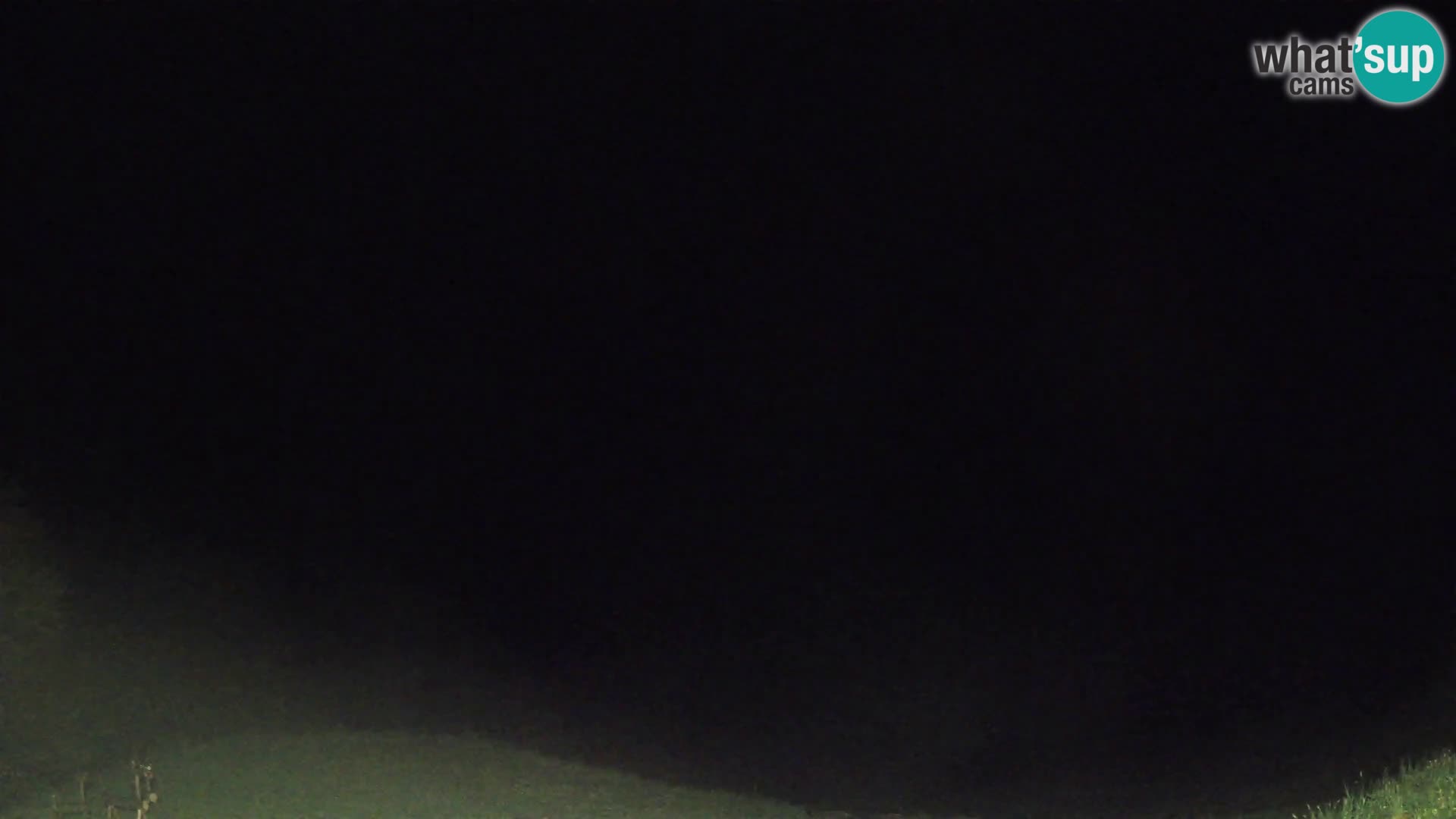 Webcam Brunarica Dražgoše – Vista live sul Ratitovec (1666 m)