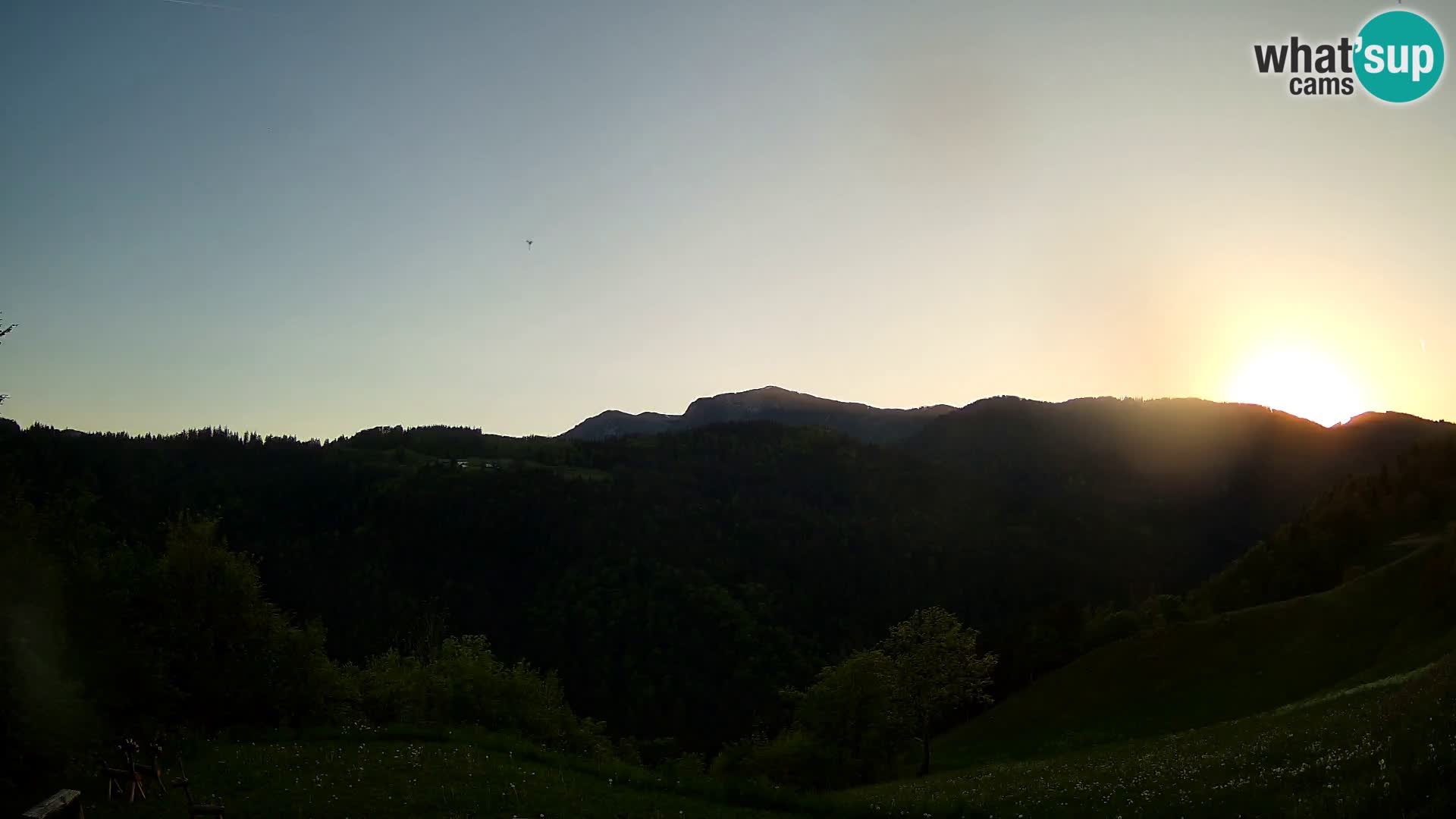 Webcam Brunarica Dražgoše – Vista live sul Ratitovec (1666 m)