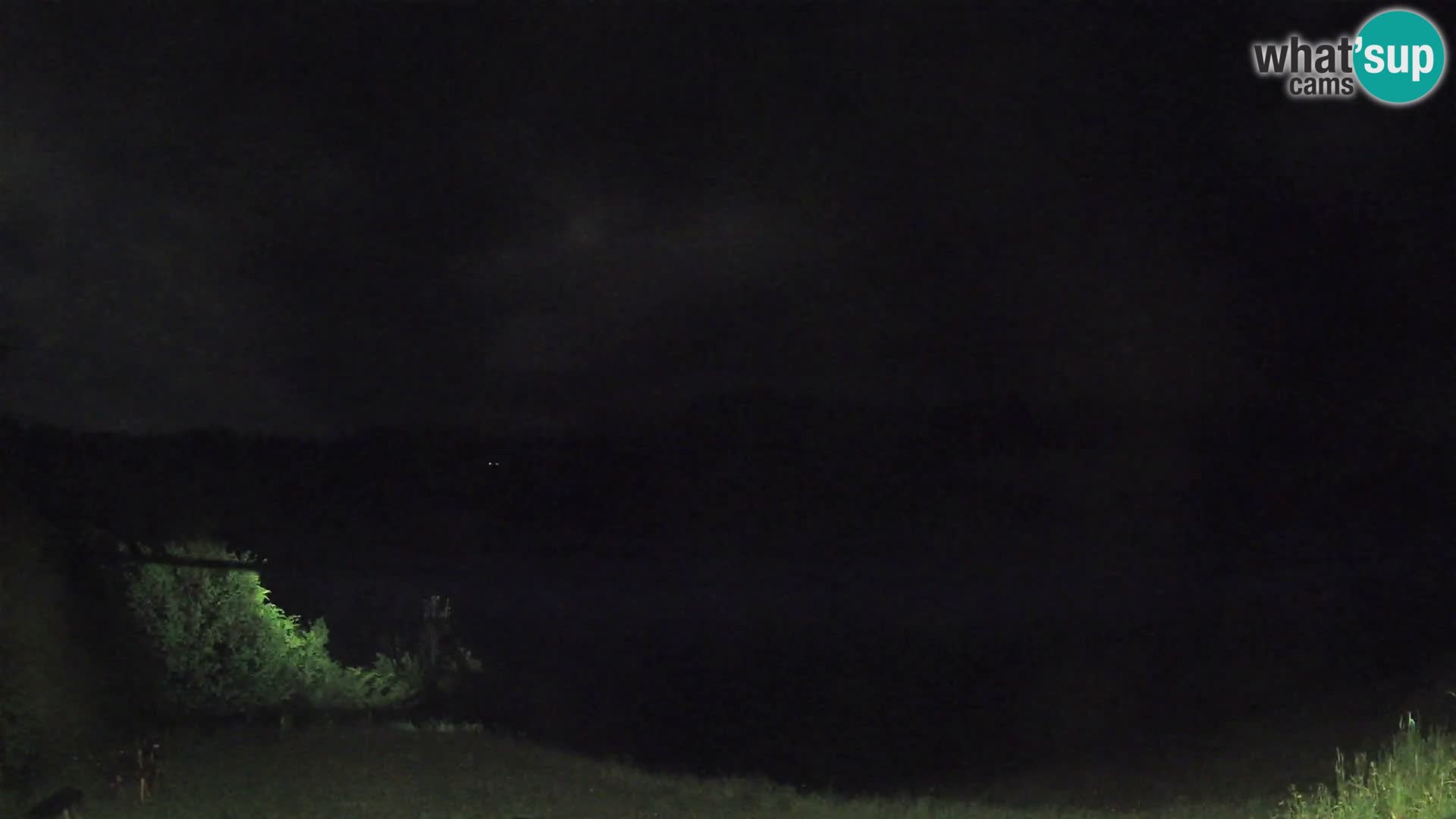 Webcam Brunarica Dražgoše – Live View of Ratitovec (1666 m)