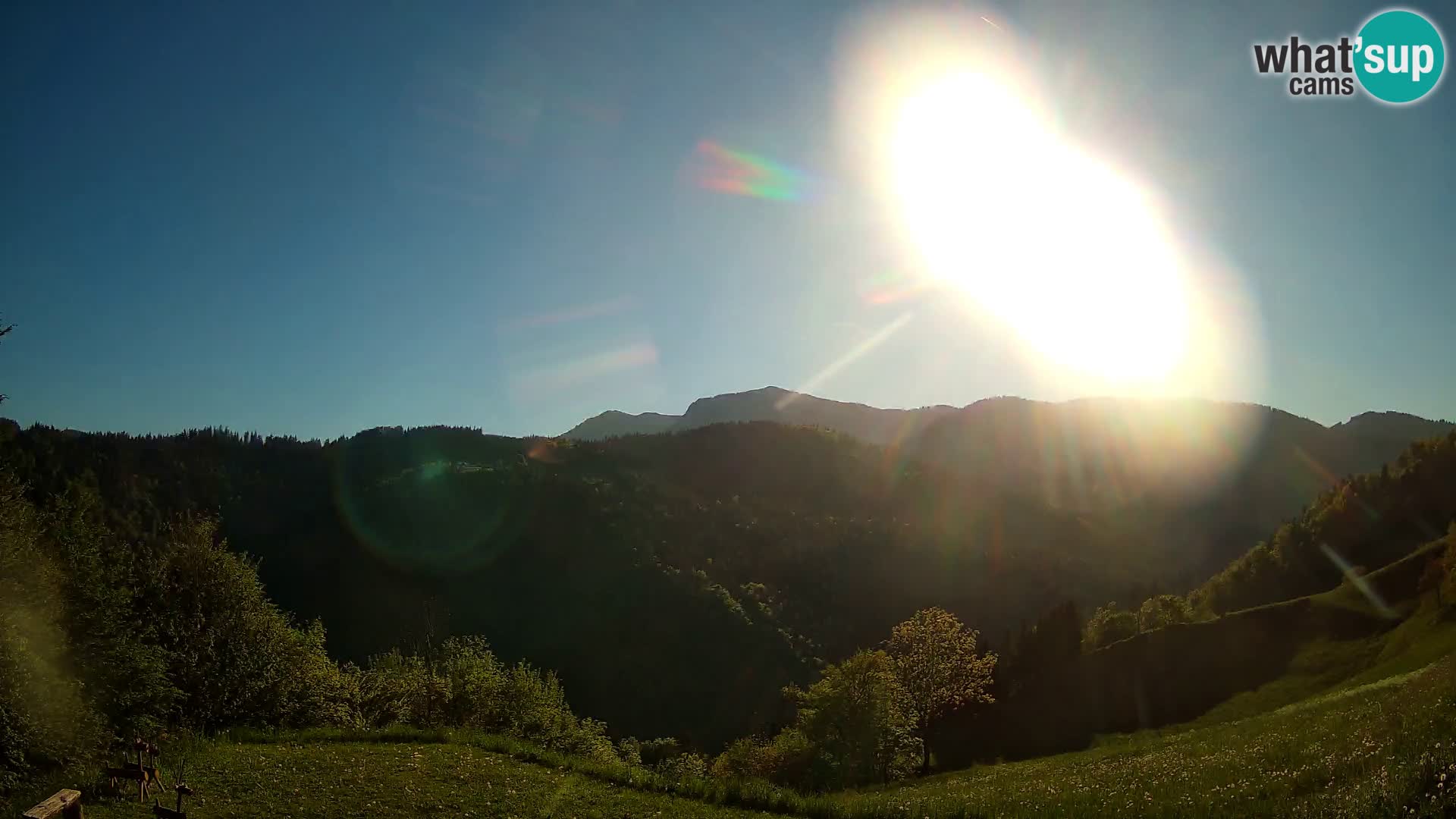 Webcam Brunarica Dražgoše – Liveblick auf Ratitovec (1666 m)