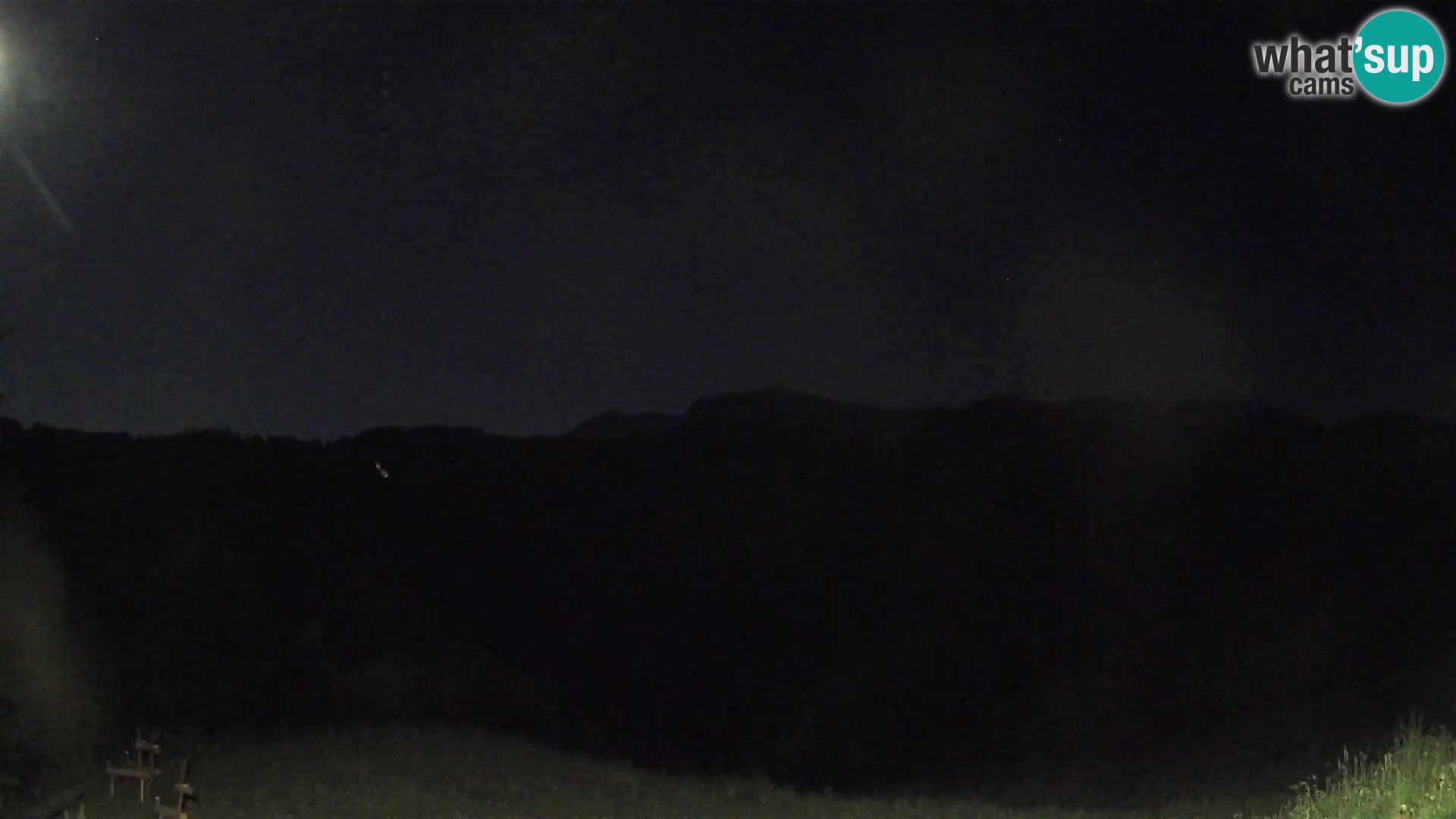 Webcam Brunarica Dražgoše – Vista live sul Ratitovec (1666 m)