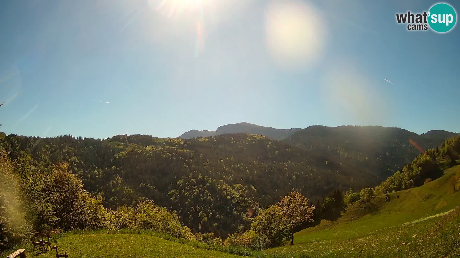 Webcam Brunarica Dražgoše – Vista live sul Ratitovec (1666 m)