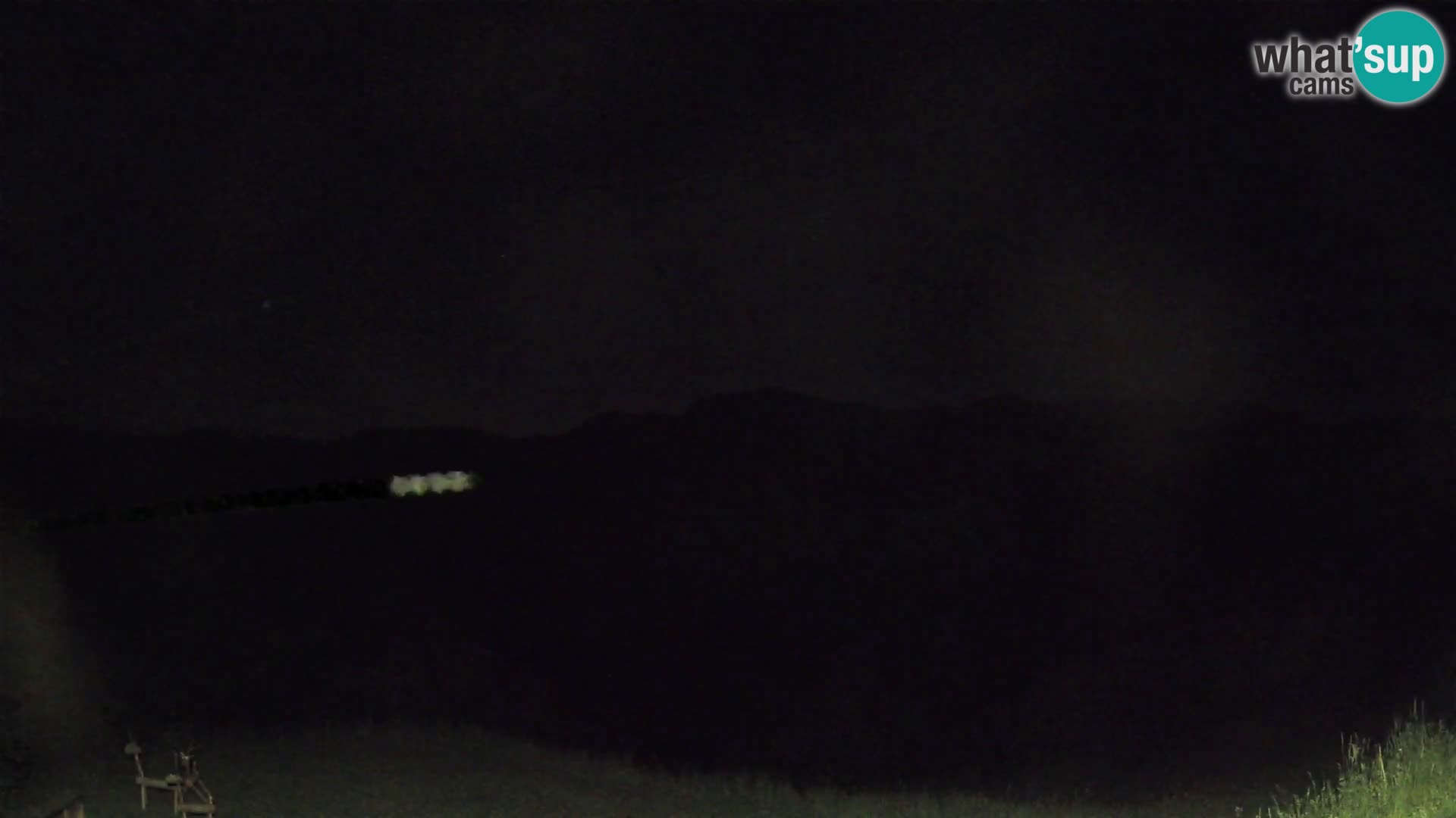 Webcam Brunarica Dražgoše – Live View of Ratitovec (1666 m)