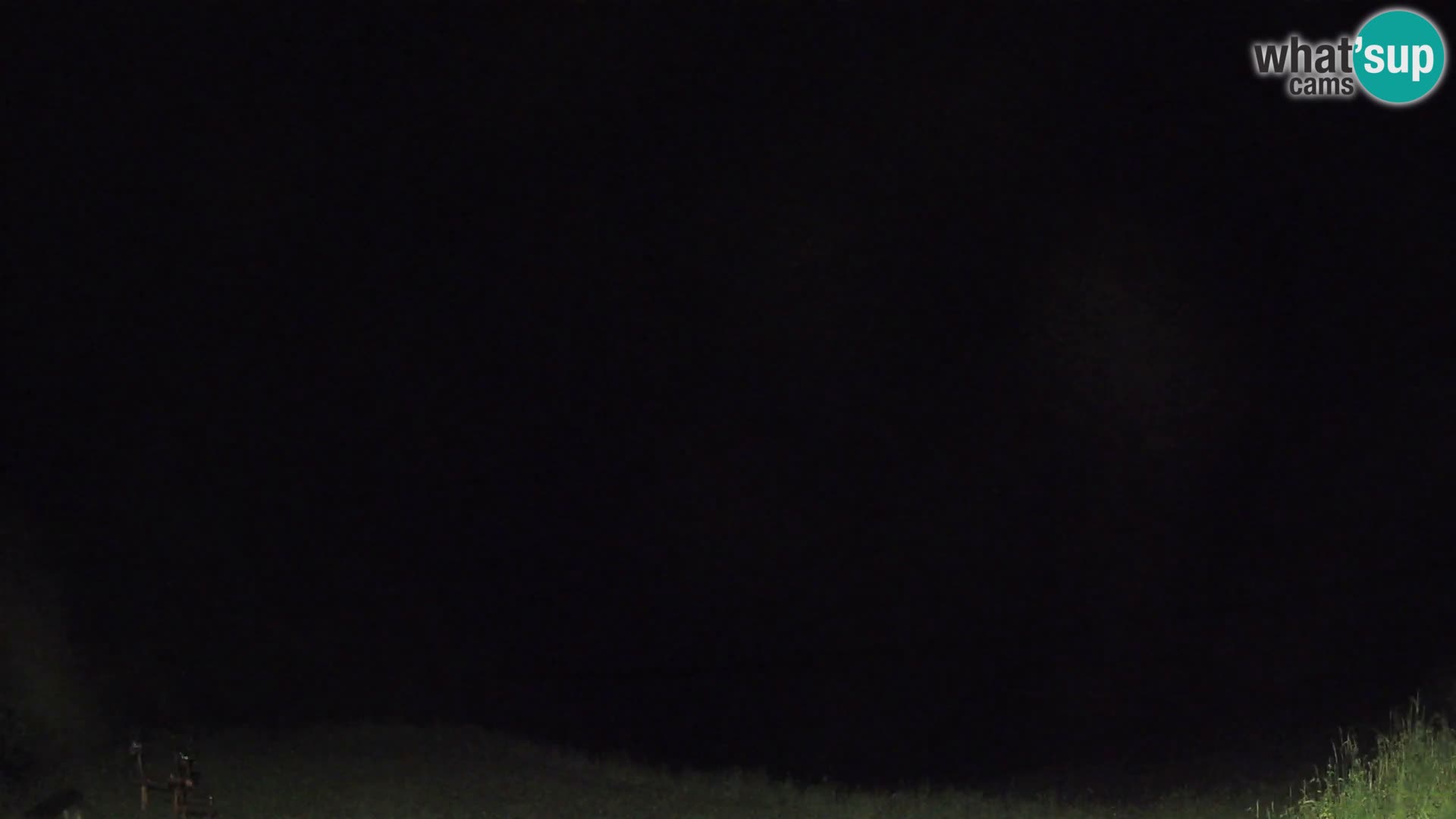 Webcam Brunarica Dražgoše – Vista live sul Ratitovec (1666 m)