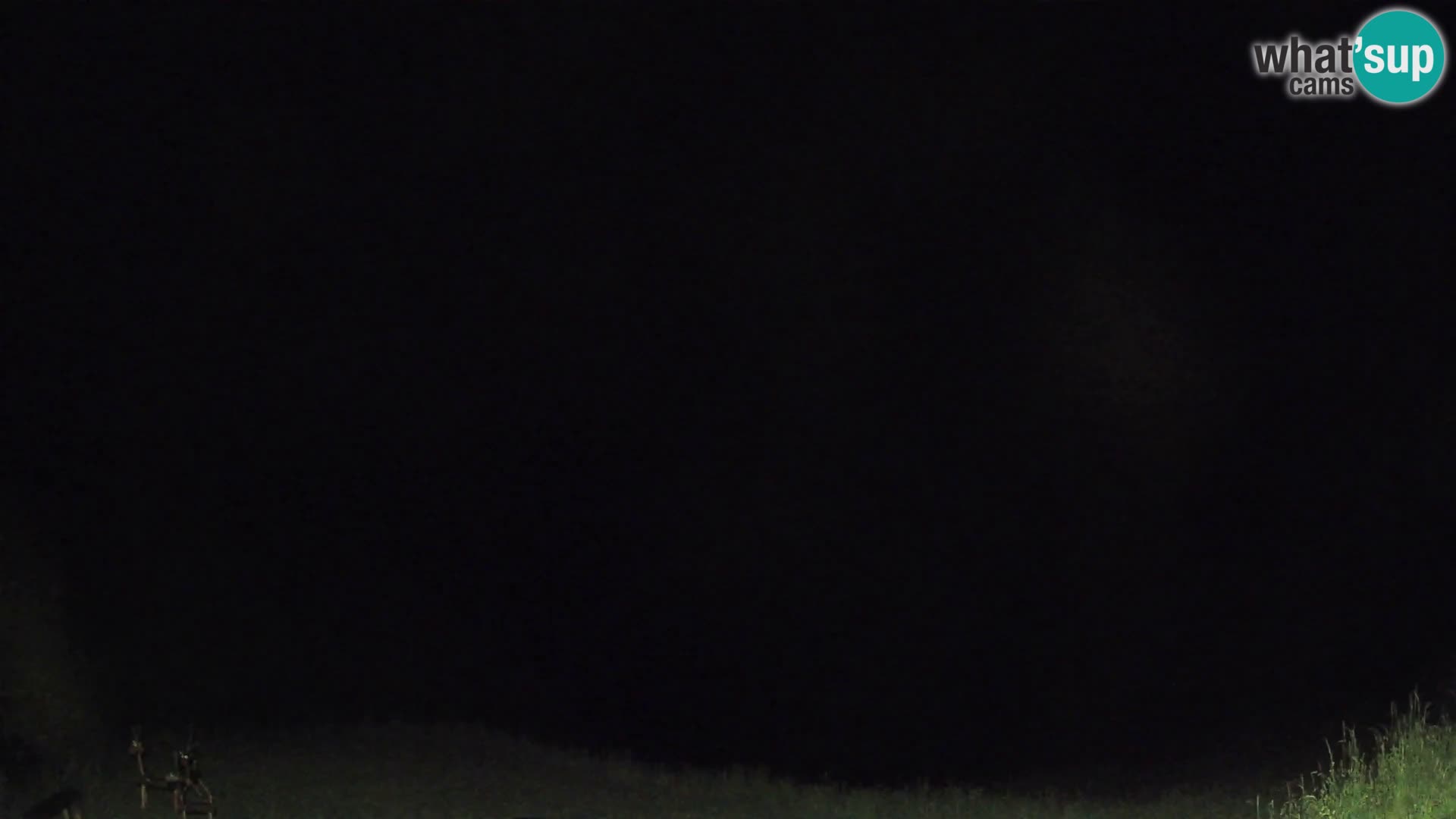 Webcam Brunarica Dražgoše – Live View of Ratitovec (1666 m)