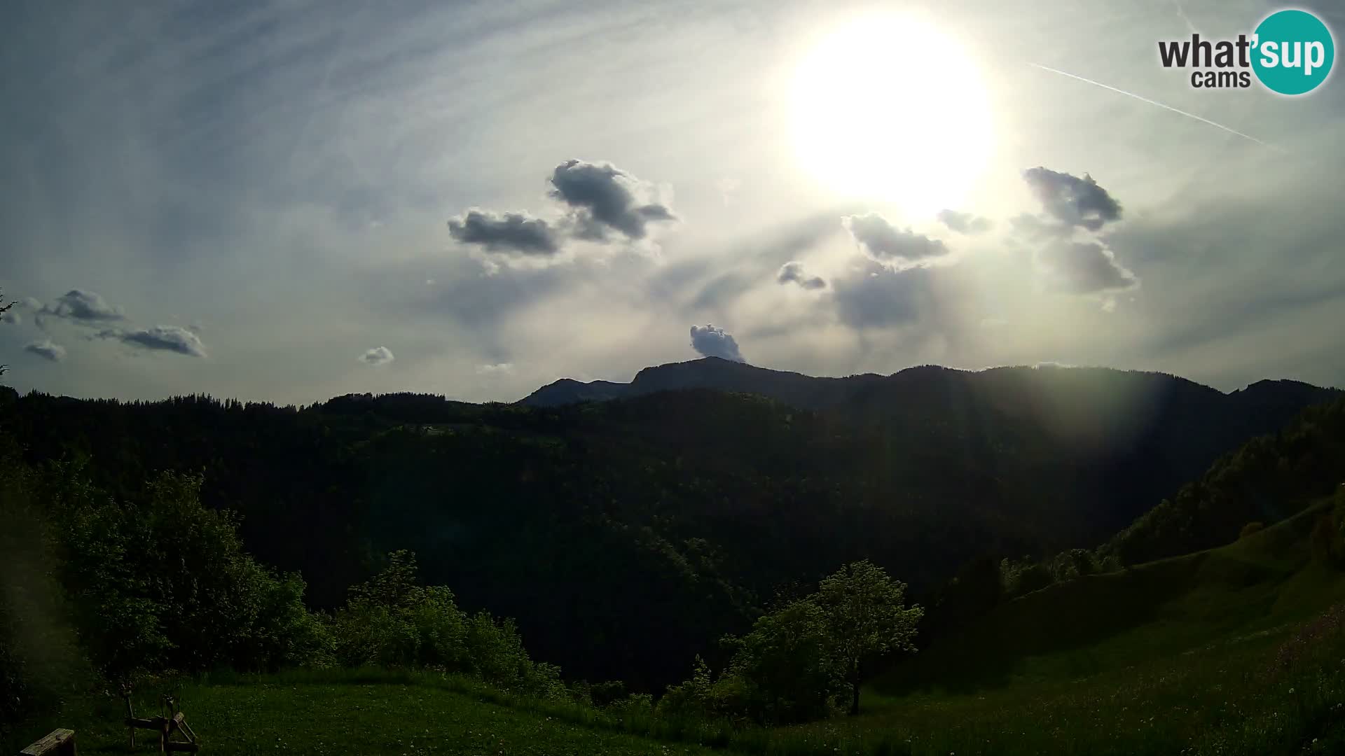 Webcam Brunarica Dražgoše – Liveblick auf Ratitovec (1666 m)