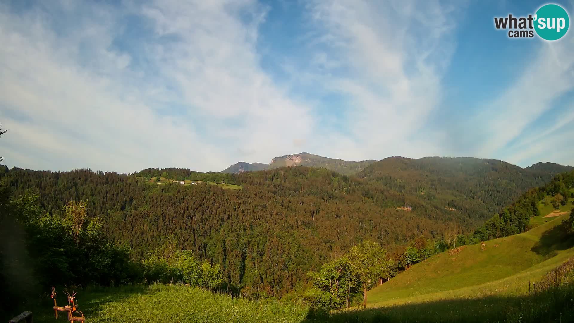 Webcam Brunarica Dražgoše – Vista live sul Ratitovec (1666 m)