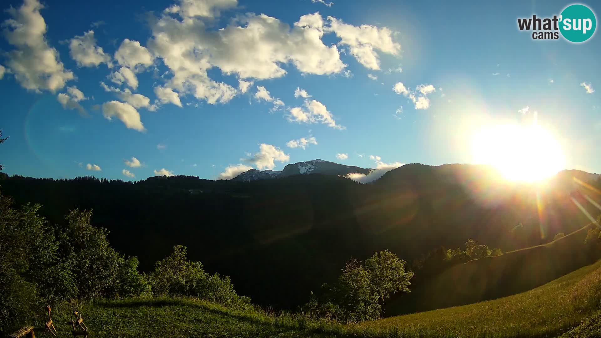 Webcam Brunarica Dražgoše – Liveblick auf Ratitovec (1666 m)