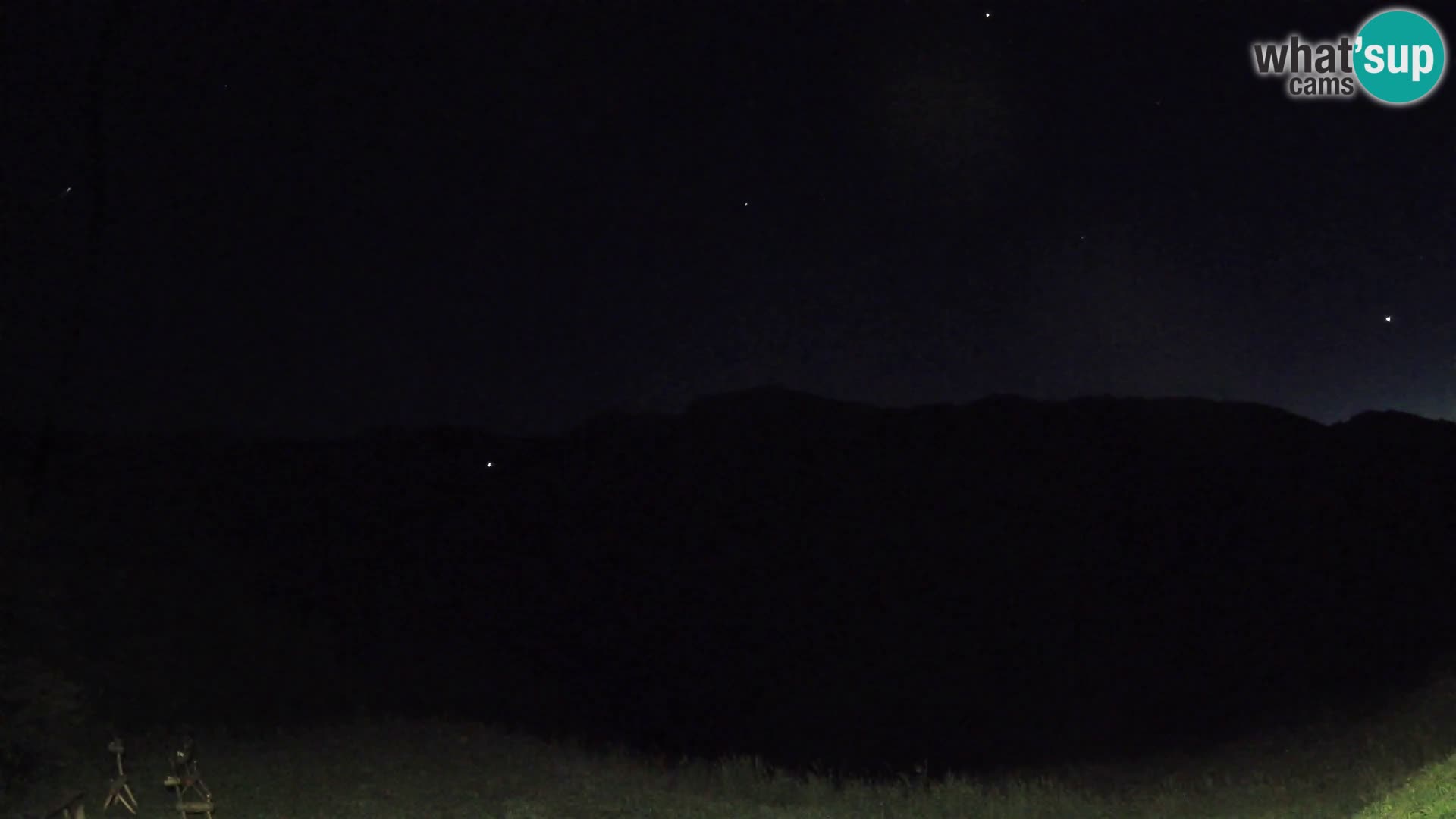 Webcam Brunarica Dražgoše – Liveblick auf Ratitovec (1666 m)