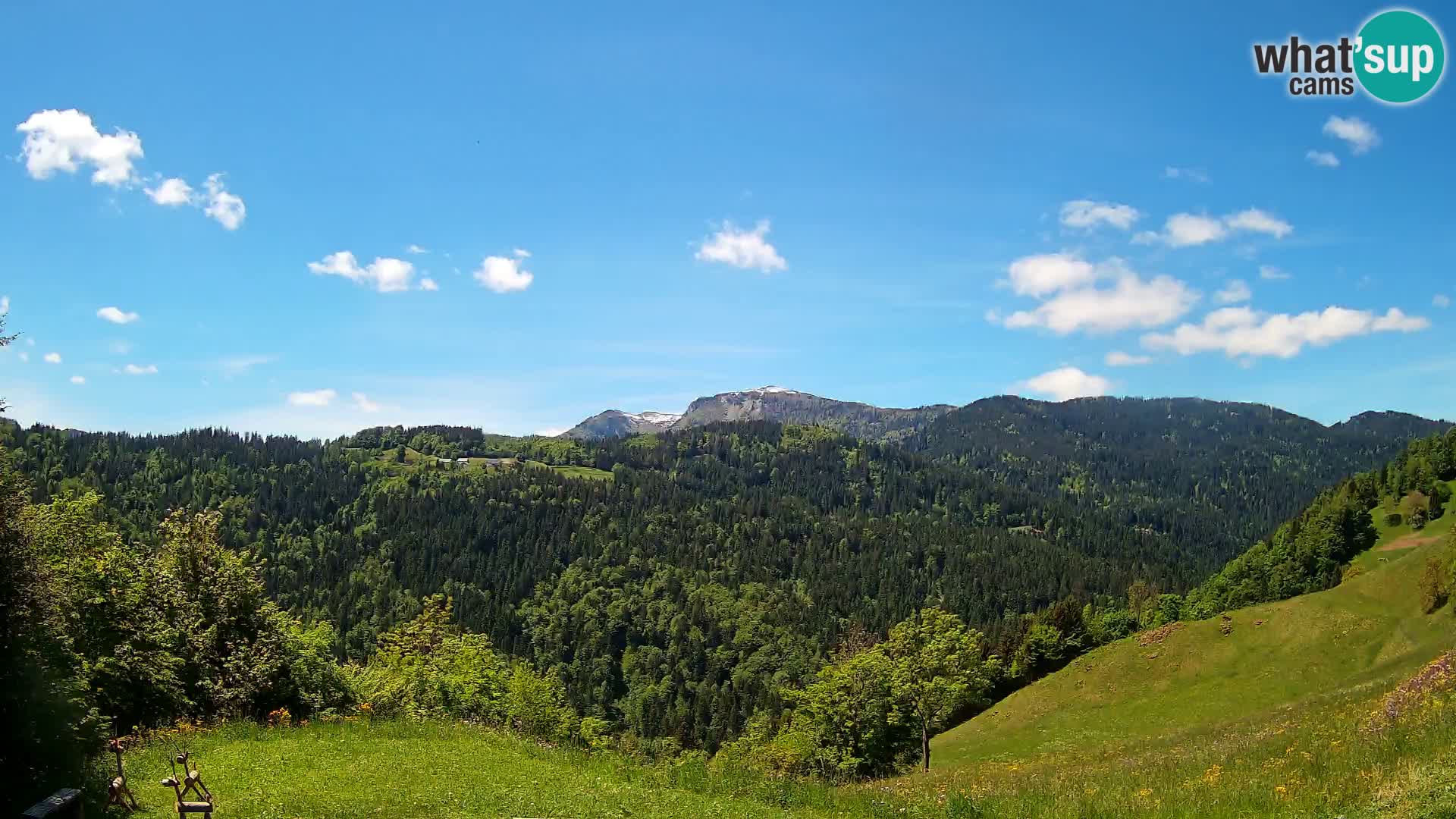 Webcam Brunarica Dražgoše – Liveblick auf Ratitovec (1666 m)
