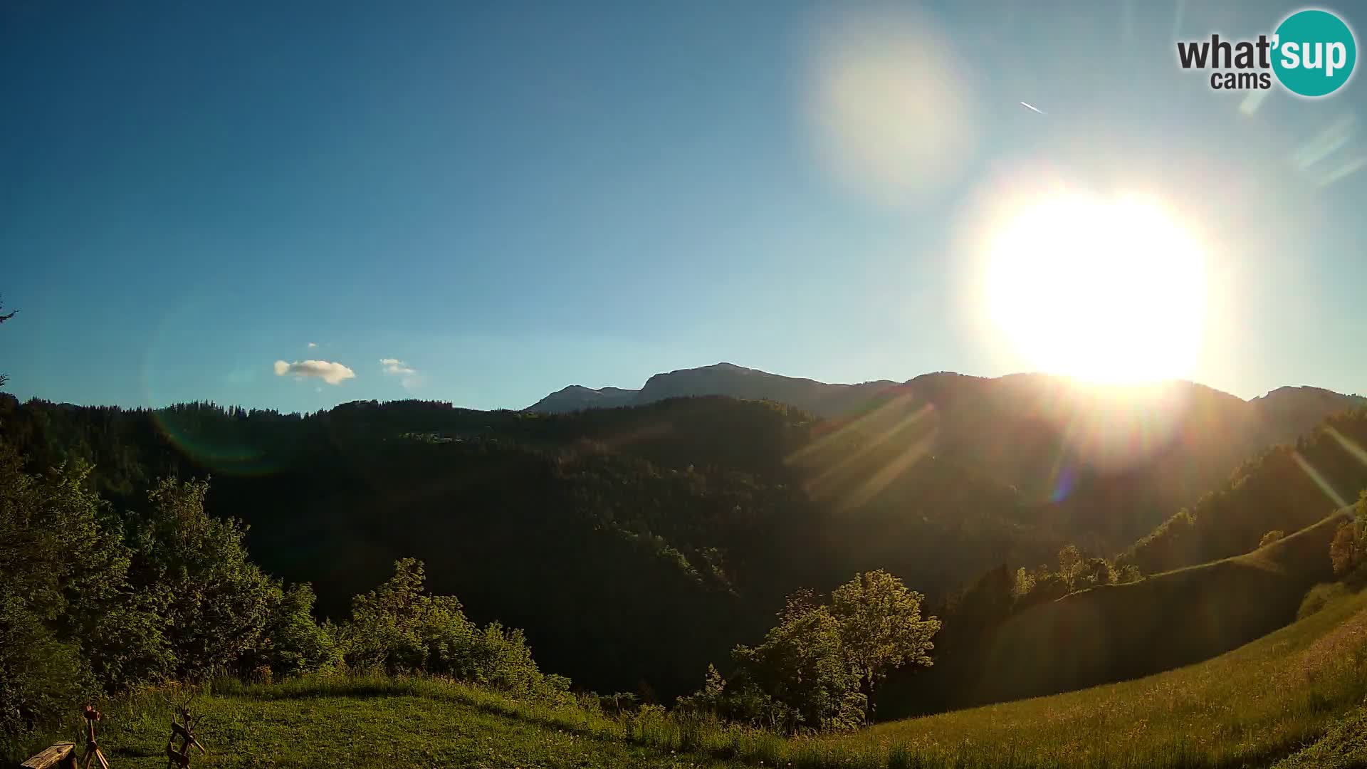 Webcam Brunarica Dražgoše – Liveblick auf Ratitovec (1666 m)