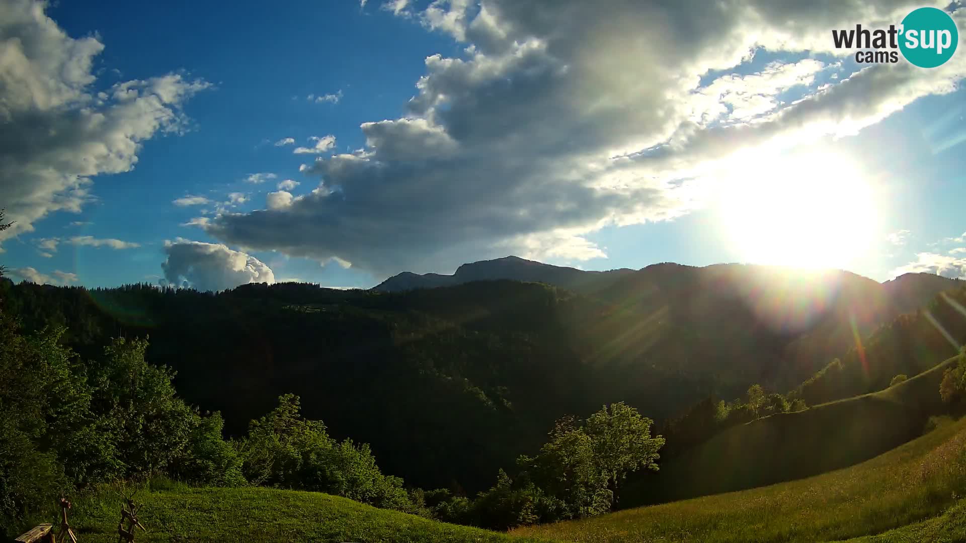 Webcam Brunarica Dražgoše – Liveblick auf Ratitovec (1666 m)