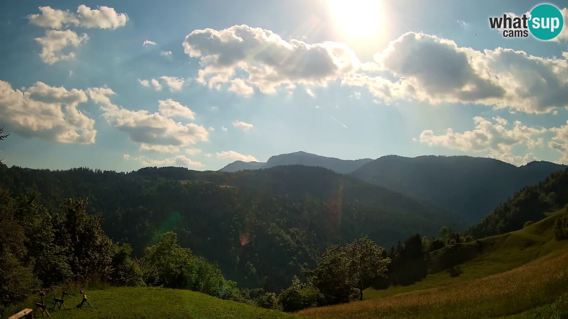 Webcam Brunarica Dražgoše – Liveblick auf Ratitovec (1666 m)