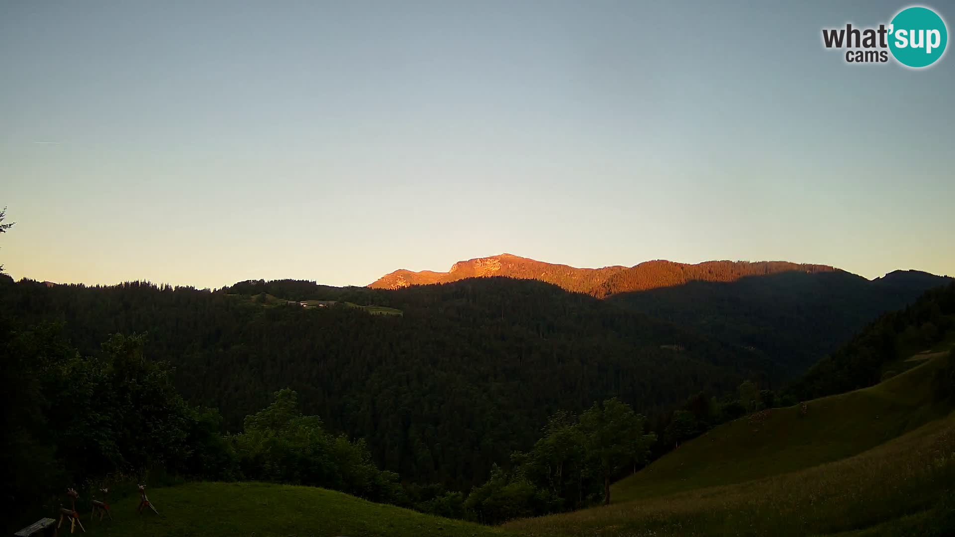 Webcam Brunarica Dražgoše – Vista live sul Ratitovec (1666 m)