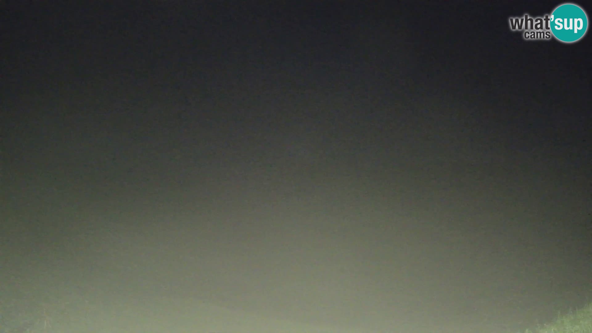 Webcam Brunarica Dražgoše – Live View of Ratitovec (1666 m)
