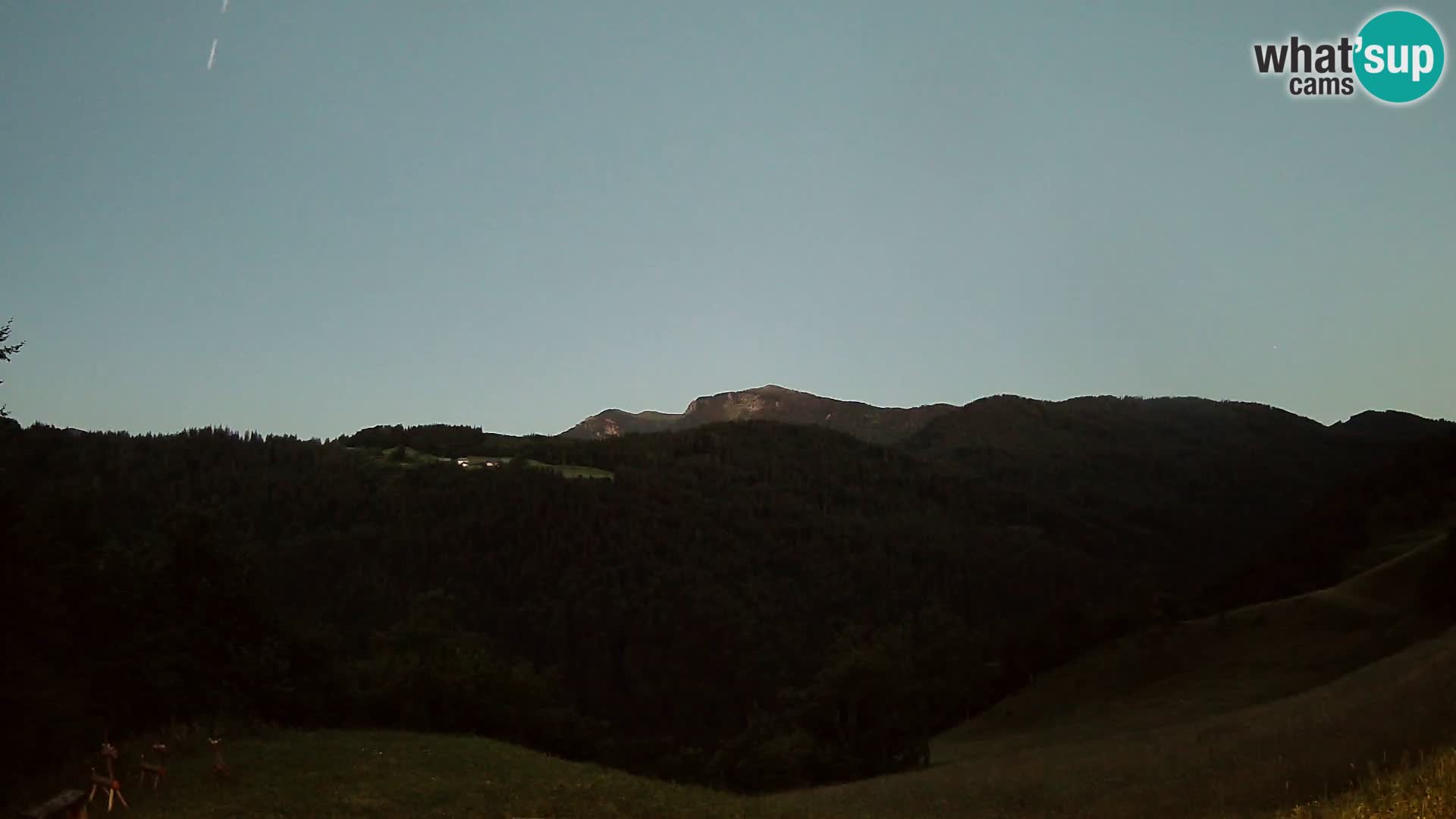 Webcam Brunarica Dražgoše – Vista live sul Ratitovec (1666 m)