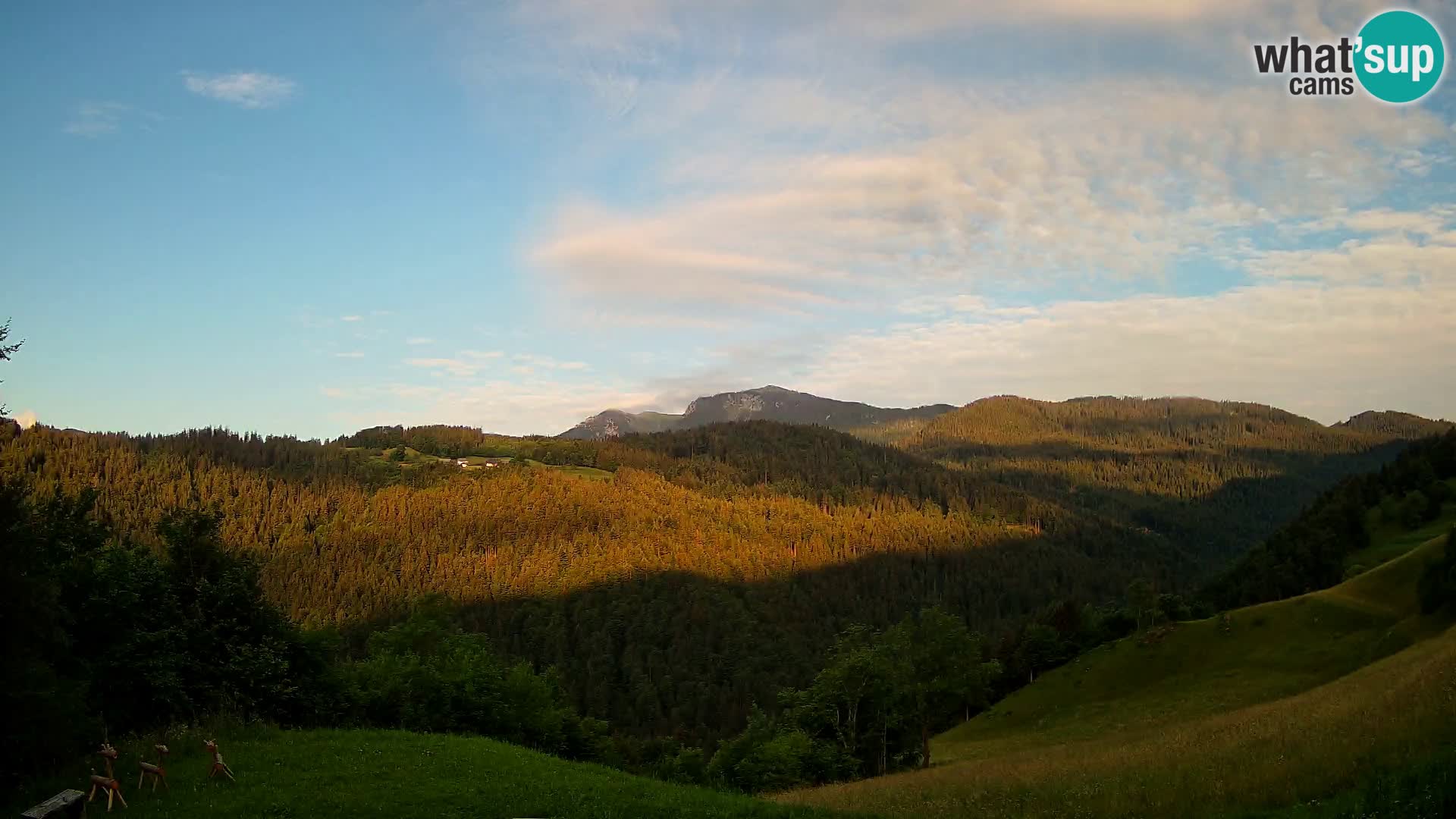 Webcam Brunarica Dražgoše – Vista live sul Ratitovec (1666 m)