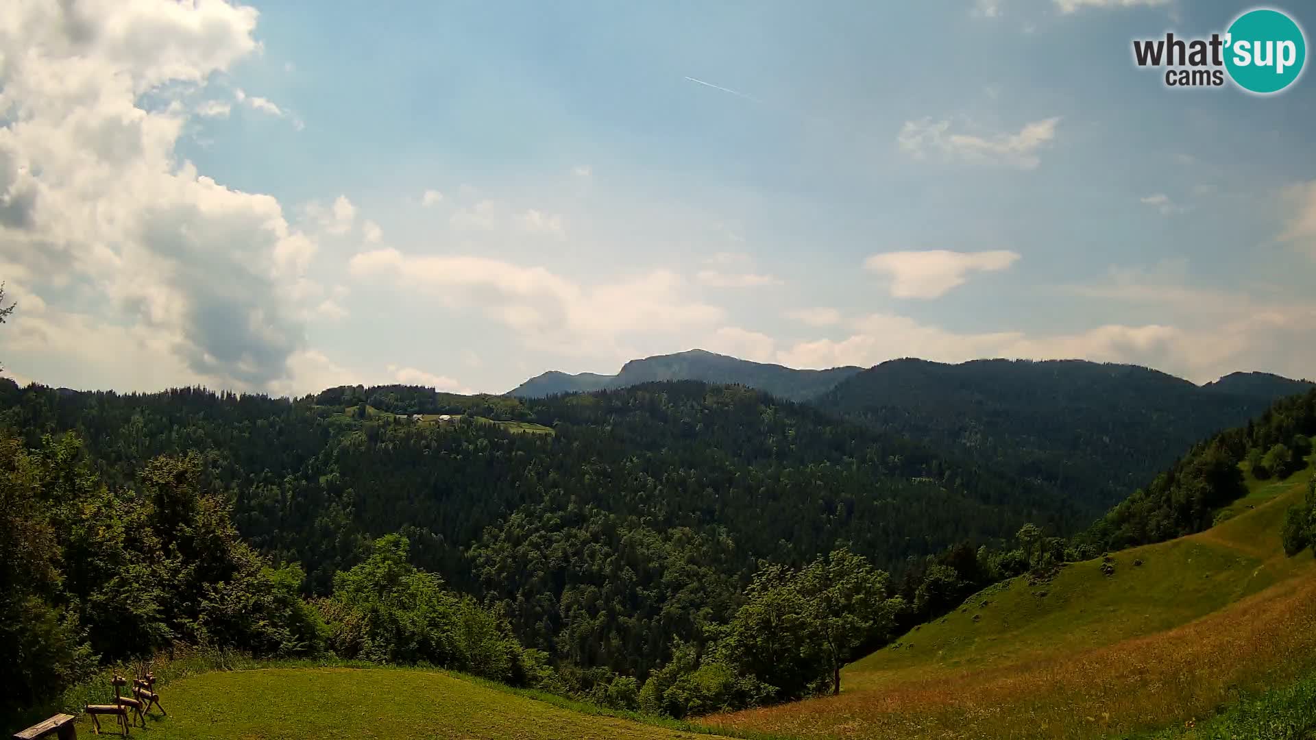 Webcam Brunarica Dražgoše – Liveblick auf Ratitovec (1666 m)