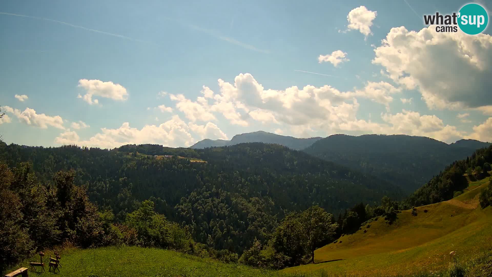 Webcam Brunarica Dražgoše – Liveblick auf Ratitovec (1666 m)