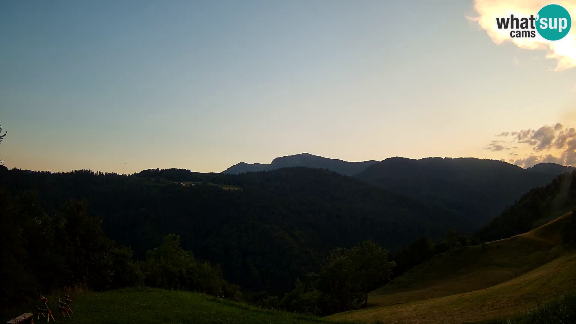 Webcam Brunarica Dražgoše – Liveblick auf Ratitovec (1666 m)