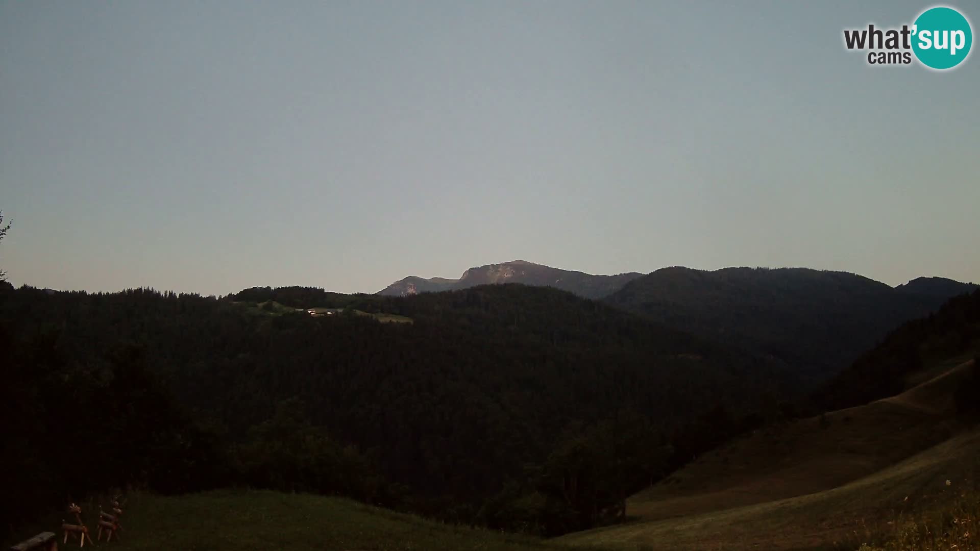 Webcam Brunarica Dražgoše – Vista live sul Ratitovec (1666 m)