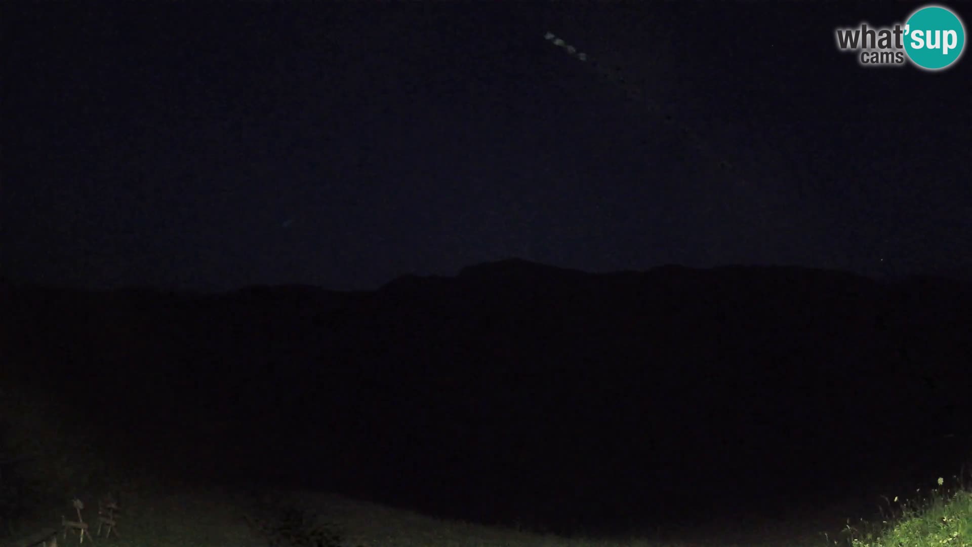 Webcam Brunarica Dražgoše – Live View of Ratitovec (1666 m)