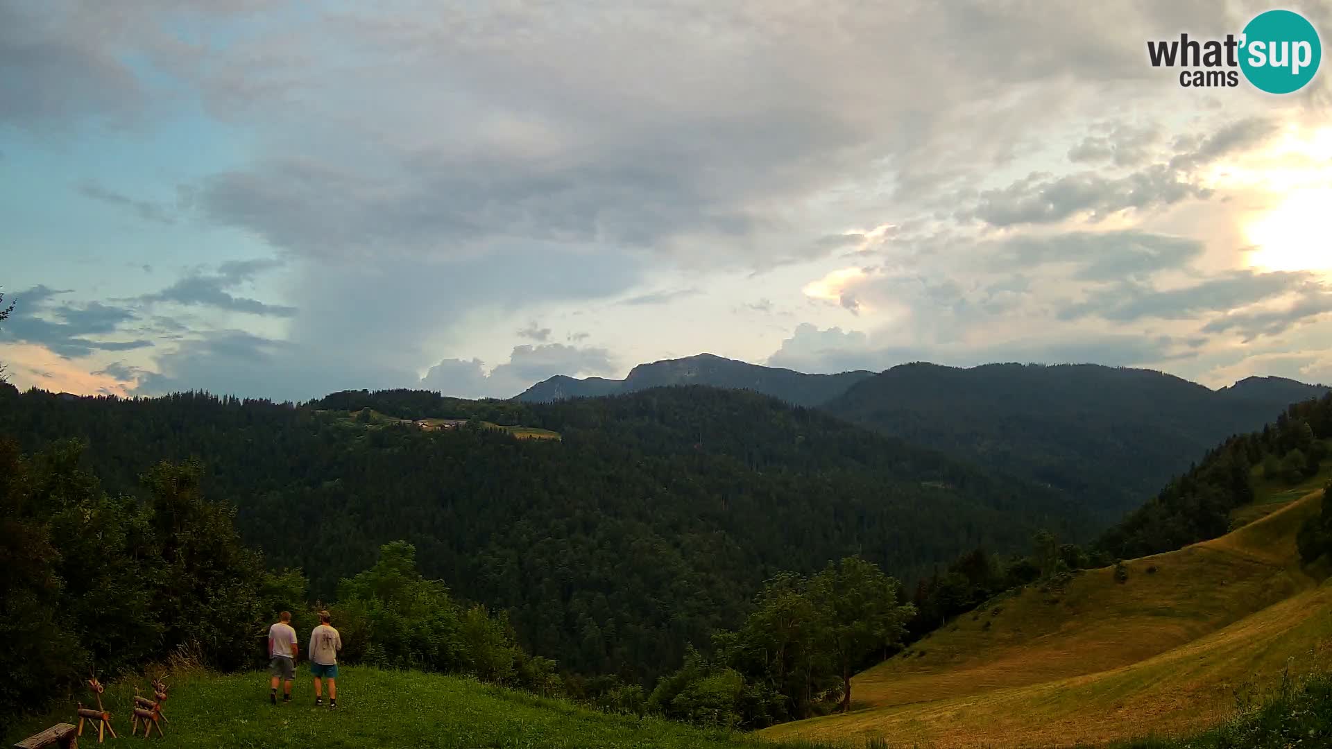 Webcam Brunarica Dražgoše – Vista live sul Ratitovec (1666 m)