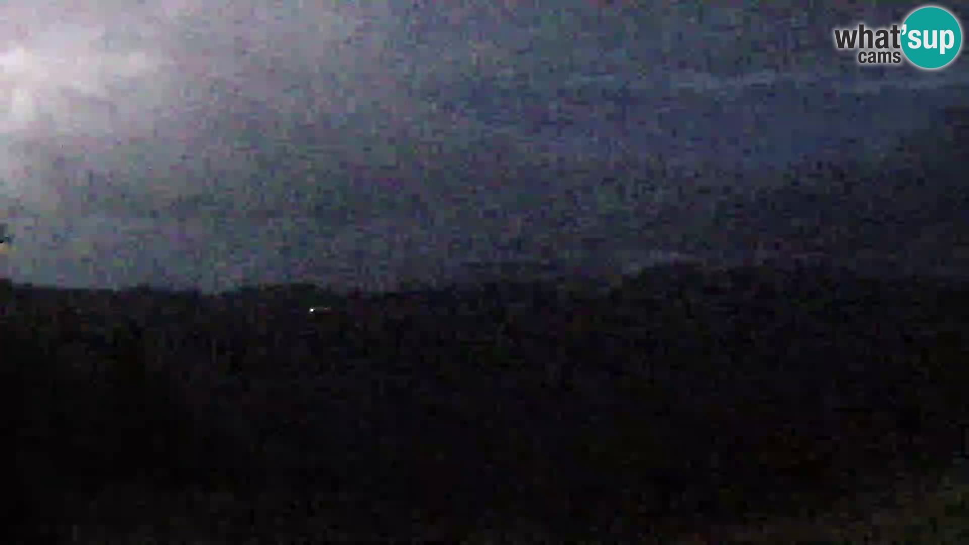 Webcam Brunarica Dražgoše – Live View of Ratitovec (1666 m)