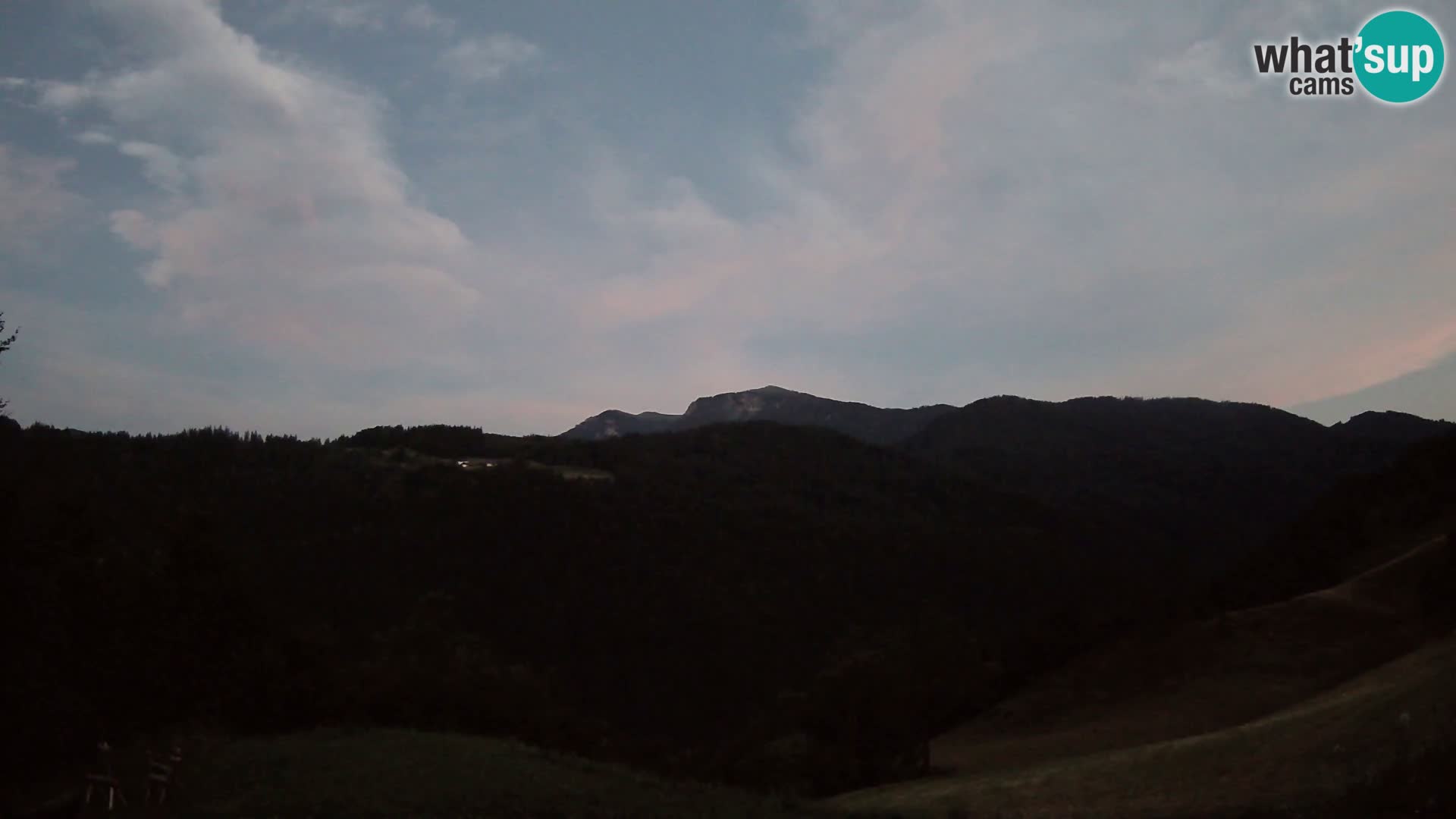 Webcam Brunarica Dražgoše – Liveblick auf Ratitovec (1666 m)