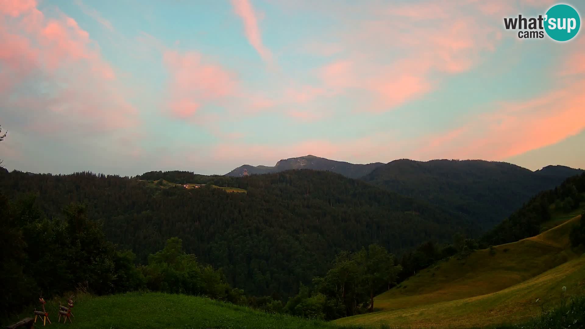 Webcam Brunarica Dražgoše – Vista live sul Ratitovec (1666 m)
