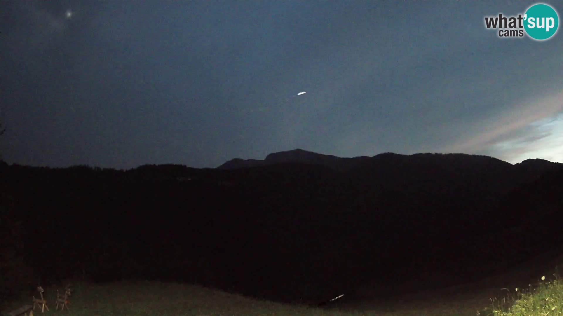 Webcam Brunarica Dražgoše – Vista live sul Ratitovec (1666 m)