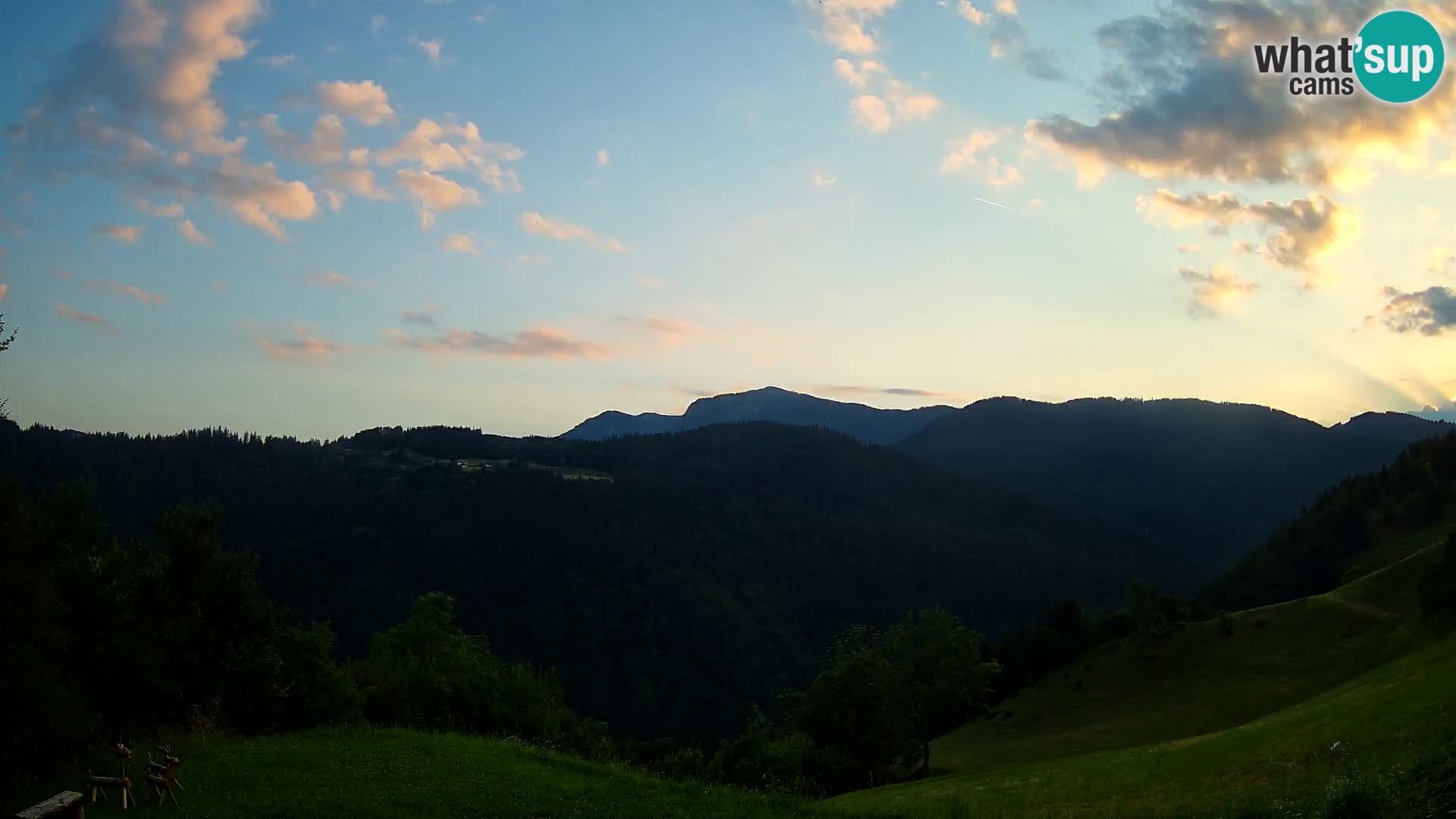 Webcam Brunarica Dražgoše – Vista live sul Ratitovec (1666 m)