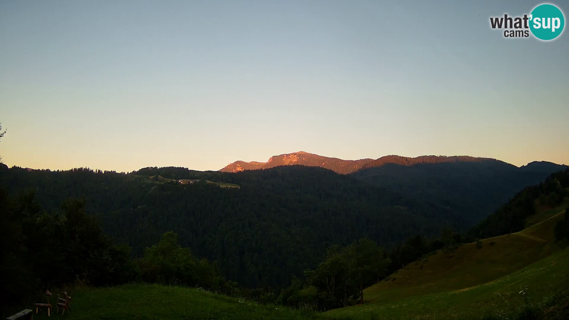 Webcam Brunarica Dražgoše – Liveblick auf Ratitovec (1666 m)