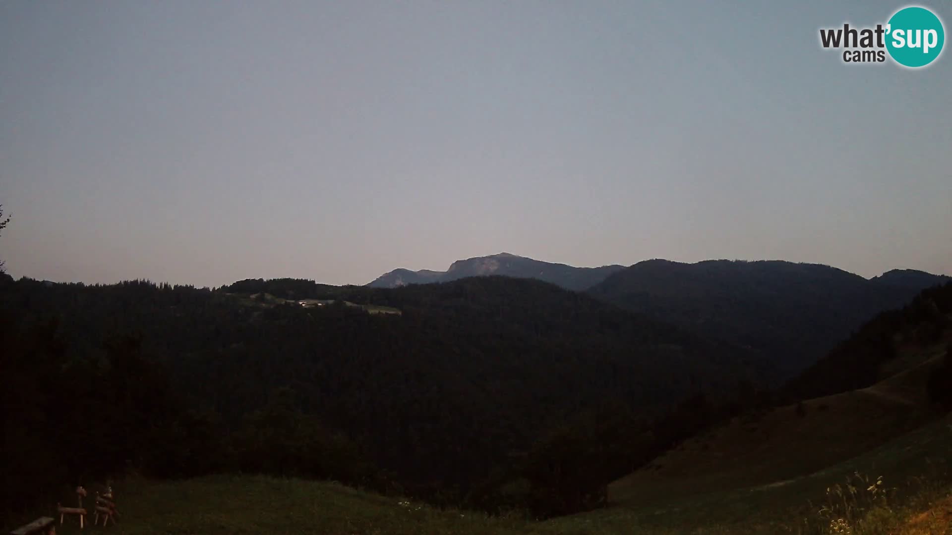 Webcam Brunarica Dražgoše – Vista live sul Ratitovec (1666 m)
