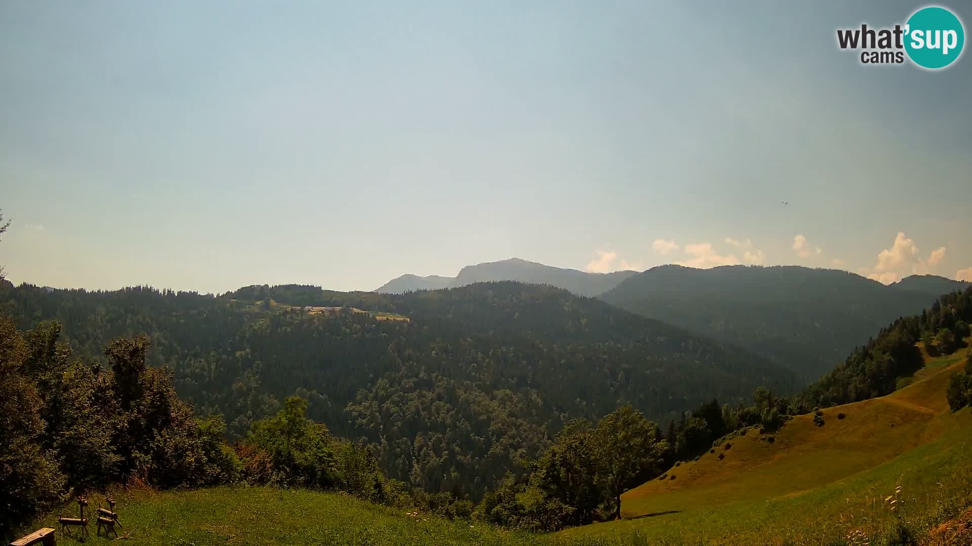 Webcam Brunarica Dražgoše – Vista live sul Ratitovec (1666 m)