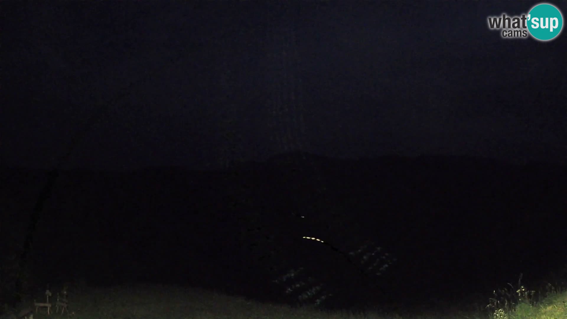 Webcam Brunarica Dražgoše – Vista live sul Ratitovec (1666 m)