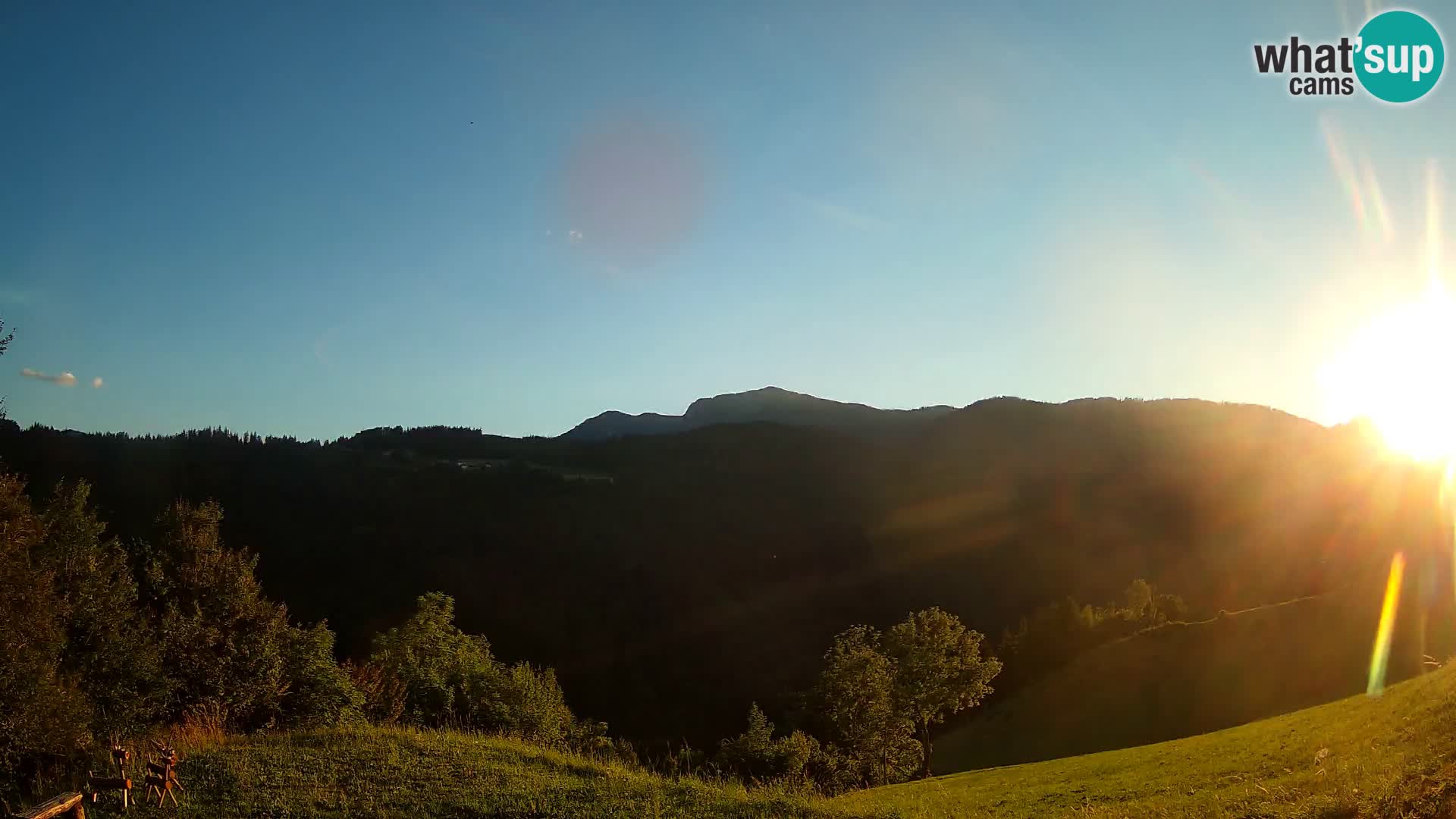 Webcam Brunarica Dražgoše – Vista live sul Ratitovec (1666 m)