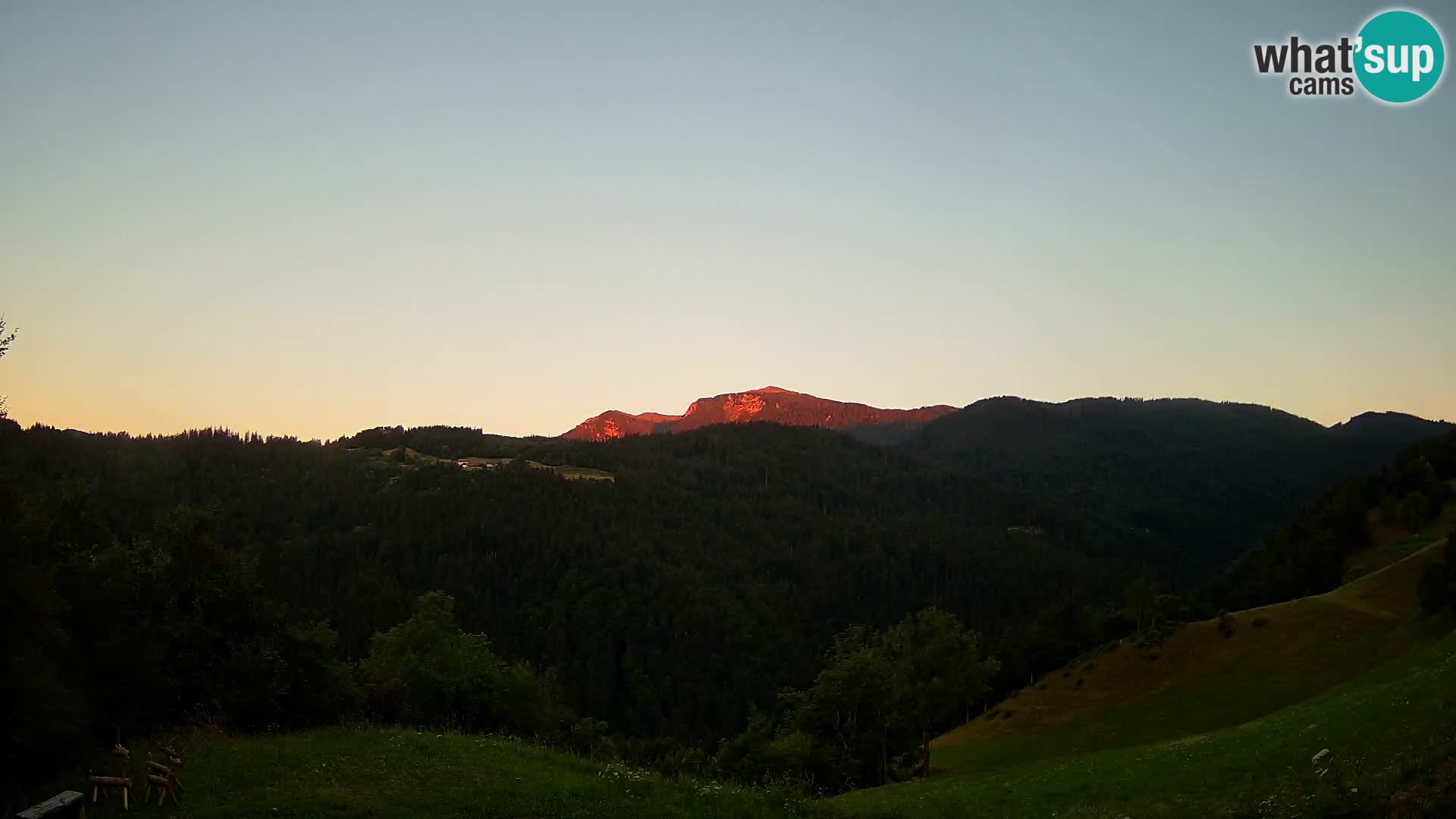 Webcam Brunarica Dražgoše – Liveblick auf Ratitovec (1666 m)