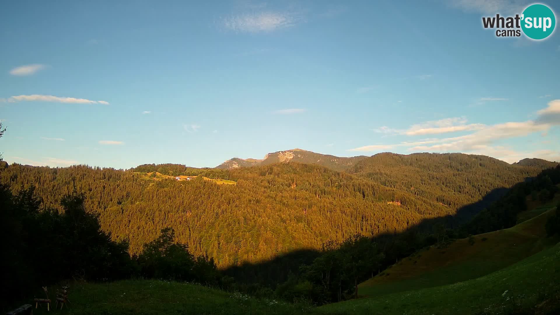 Webcam Brunarica Dražgoše – Liveblick auf Ratitovec (1666 m)