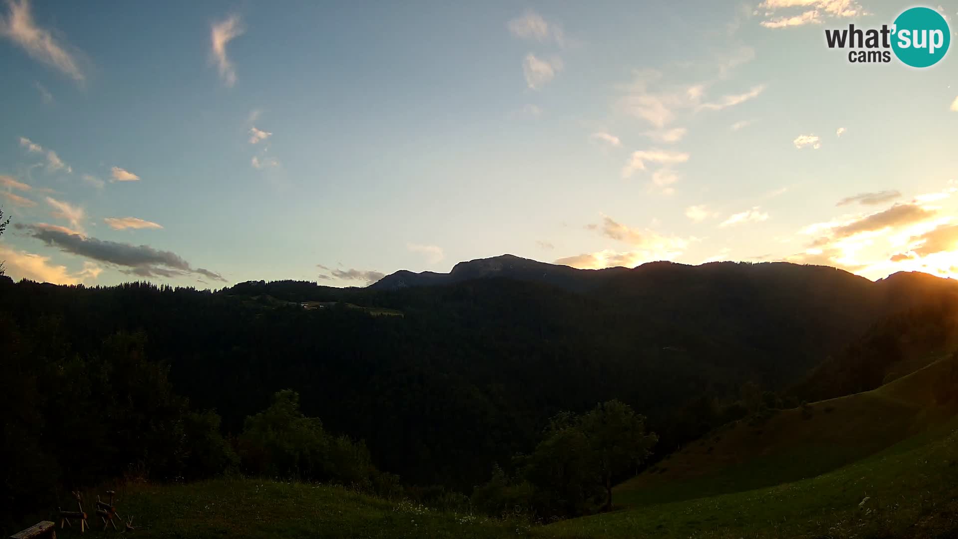 Webcam Brunarica Dražgoše – Vista live sul Ratitovec (1666 m)