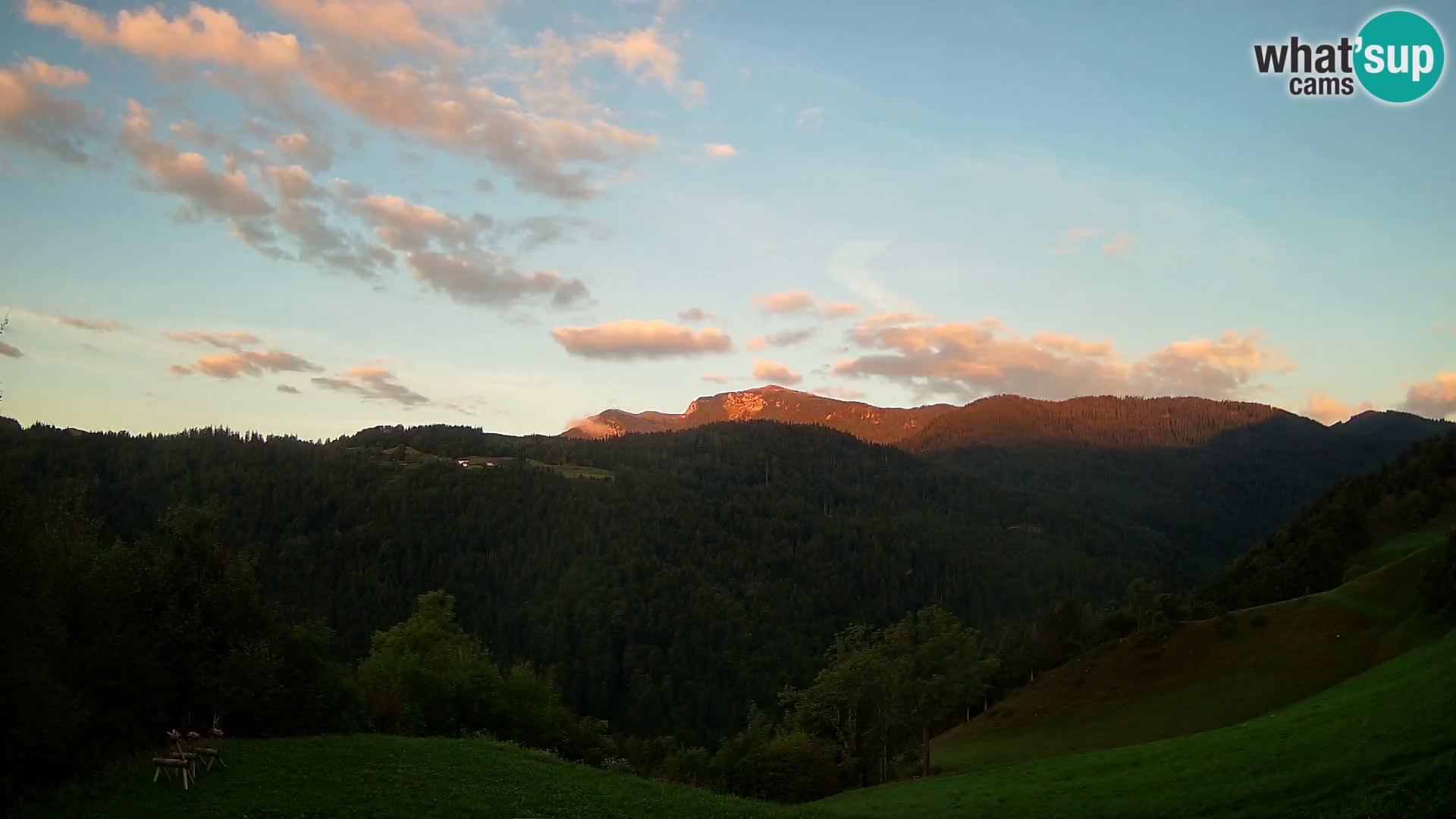 Webcam Brunarica Dražgoše – Vista live sul Ratitovec (1666 m)